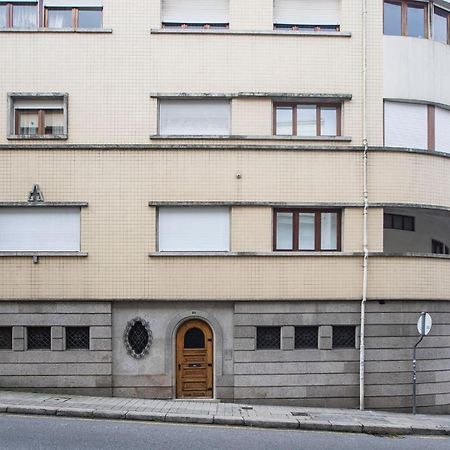 Tasteful 2Br Flat In Art District By Lovelystay Порто Екстериор снимка