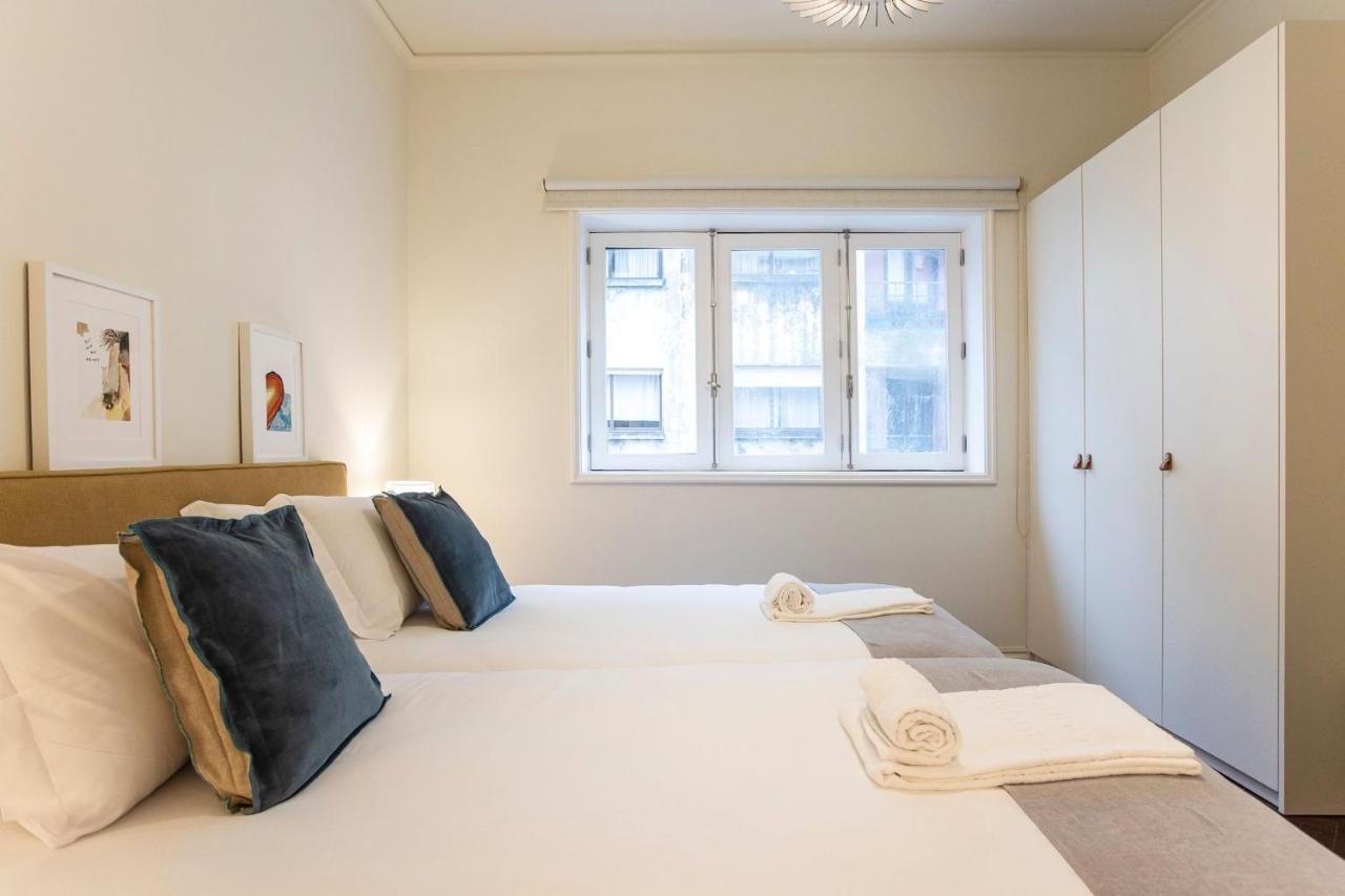 Tasteful 2Br Flat In Art District By Lovelystay Порто Екстериор снимка
