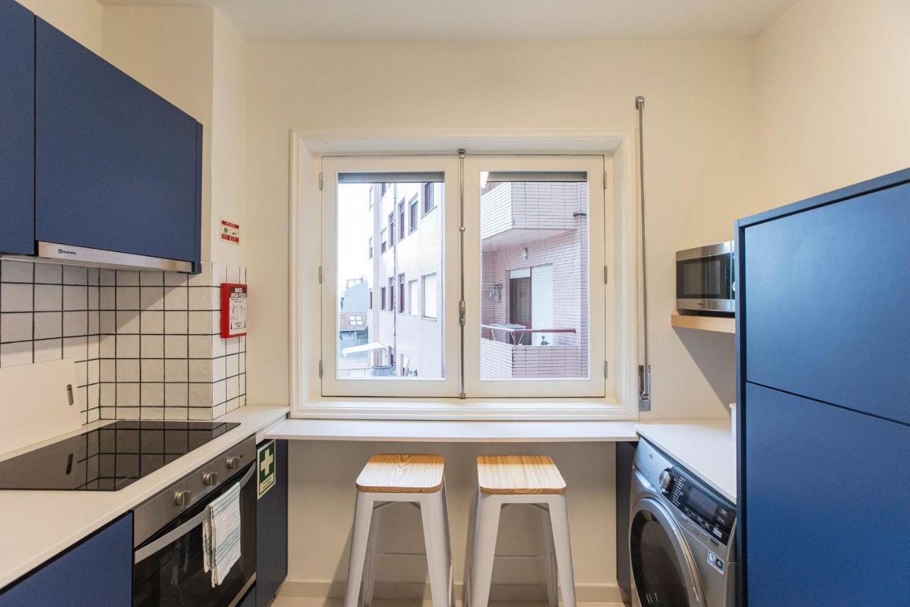 Tasteful 2Br Flat In Art District By Lovelystay Порто Екстериор снимка